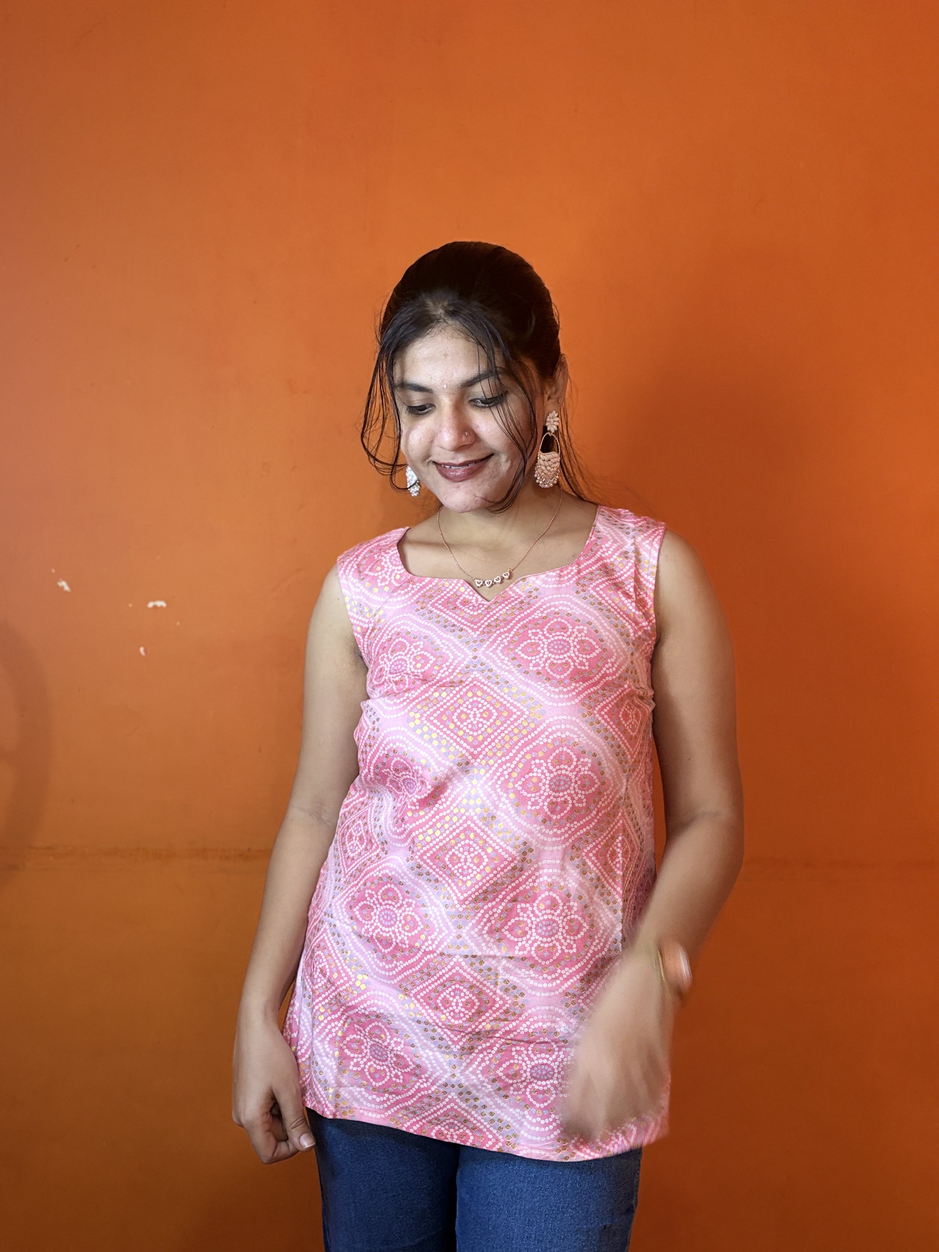 Blush Pink Bandhani-Inspired Sleeveless Short Kurti