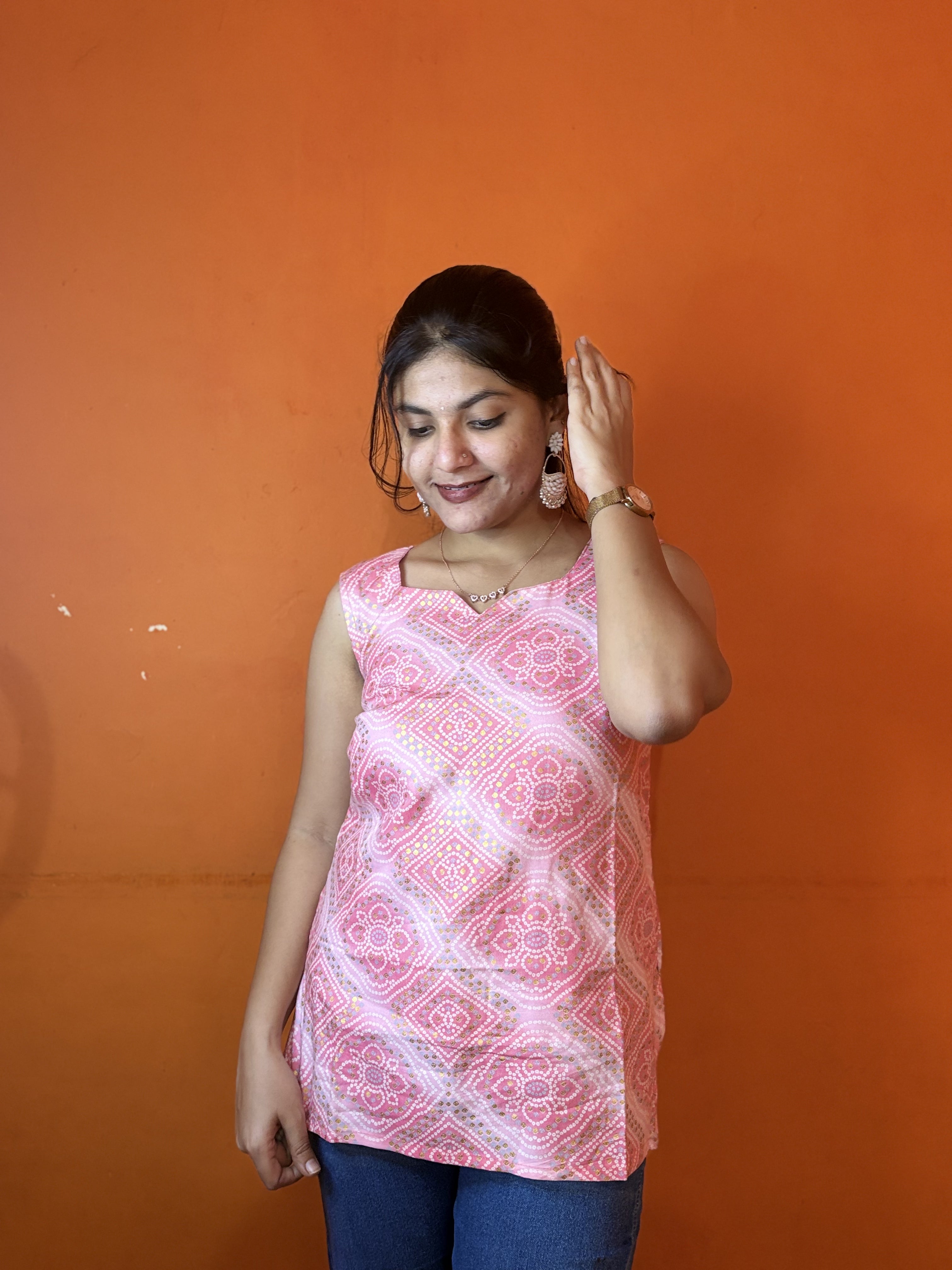Blush Pink Bandhani-Inspired Sleeveless Short Kurti